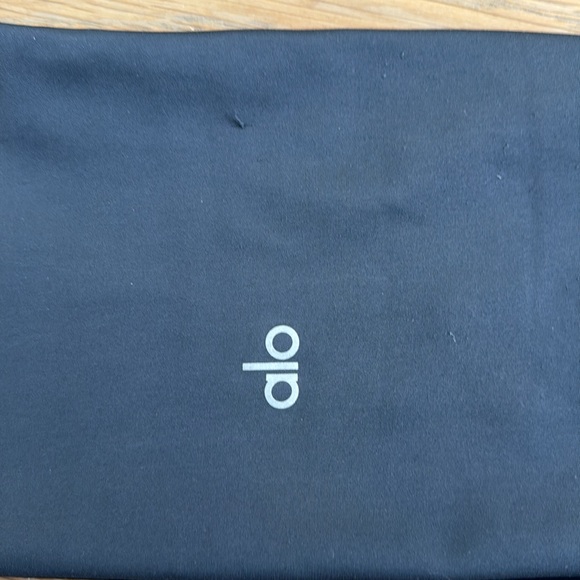 Alo airlift leggings in grey - Picture 4 of 4